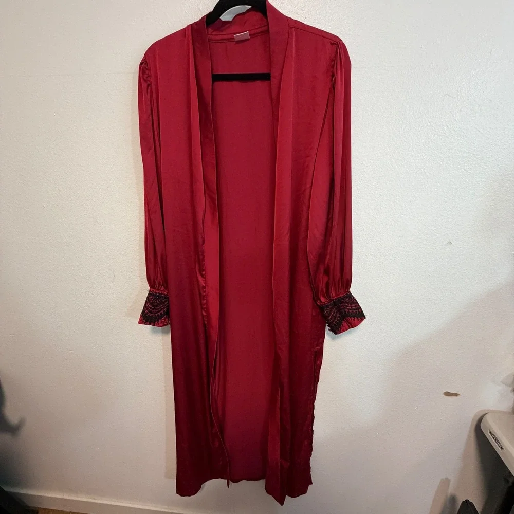 Martely 100% Silk Robe Burgundy Black Lace Kimono Handcrafted Womens XS